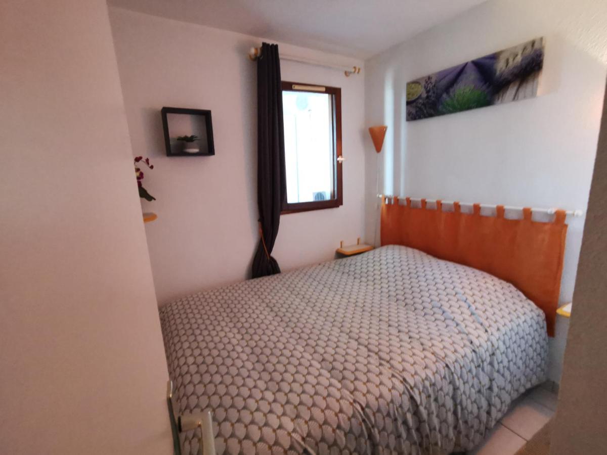 Appartement Marina Soleil Bleu - Vue sur le lac - Une chambre - Proche animations et commerces - Tout confort Le Barcarès Extérieur photo
